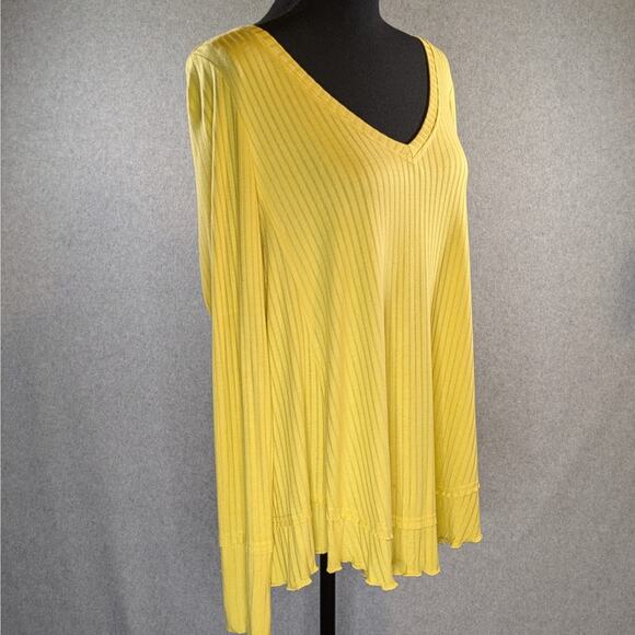 Jane & Delancey Yellow Ribbed V Neck Lettuce Hem Flowy Top Women M Casual - Picture 5 of 14